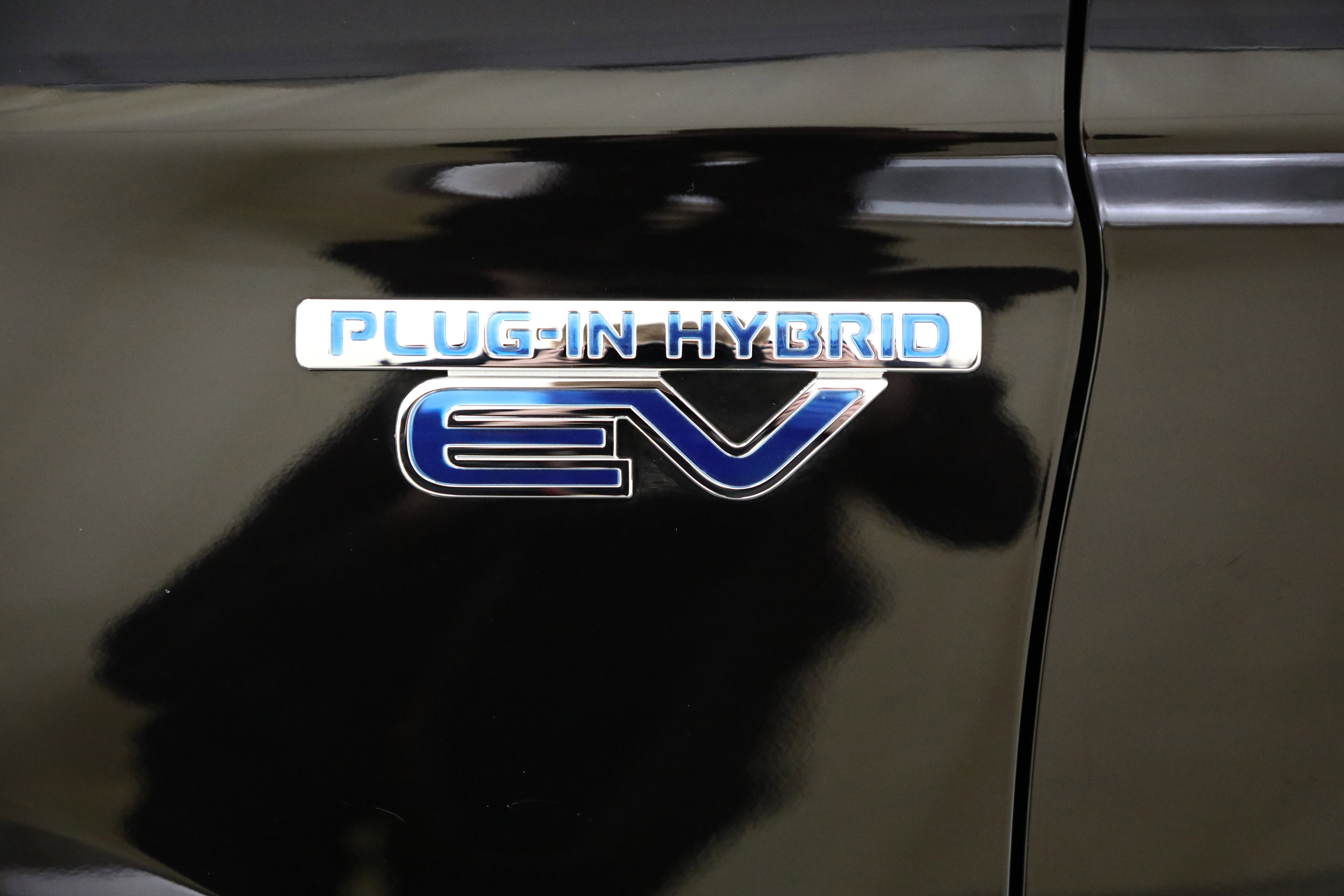 Used 2019 Mitsubishi Outlander GT image 16