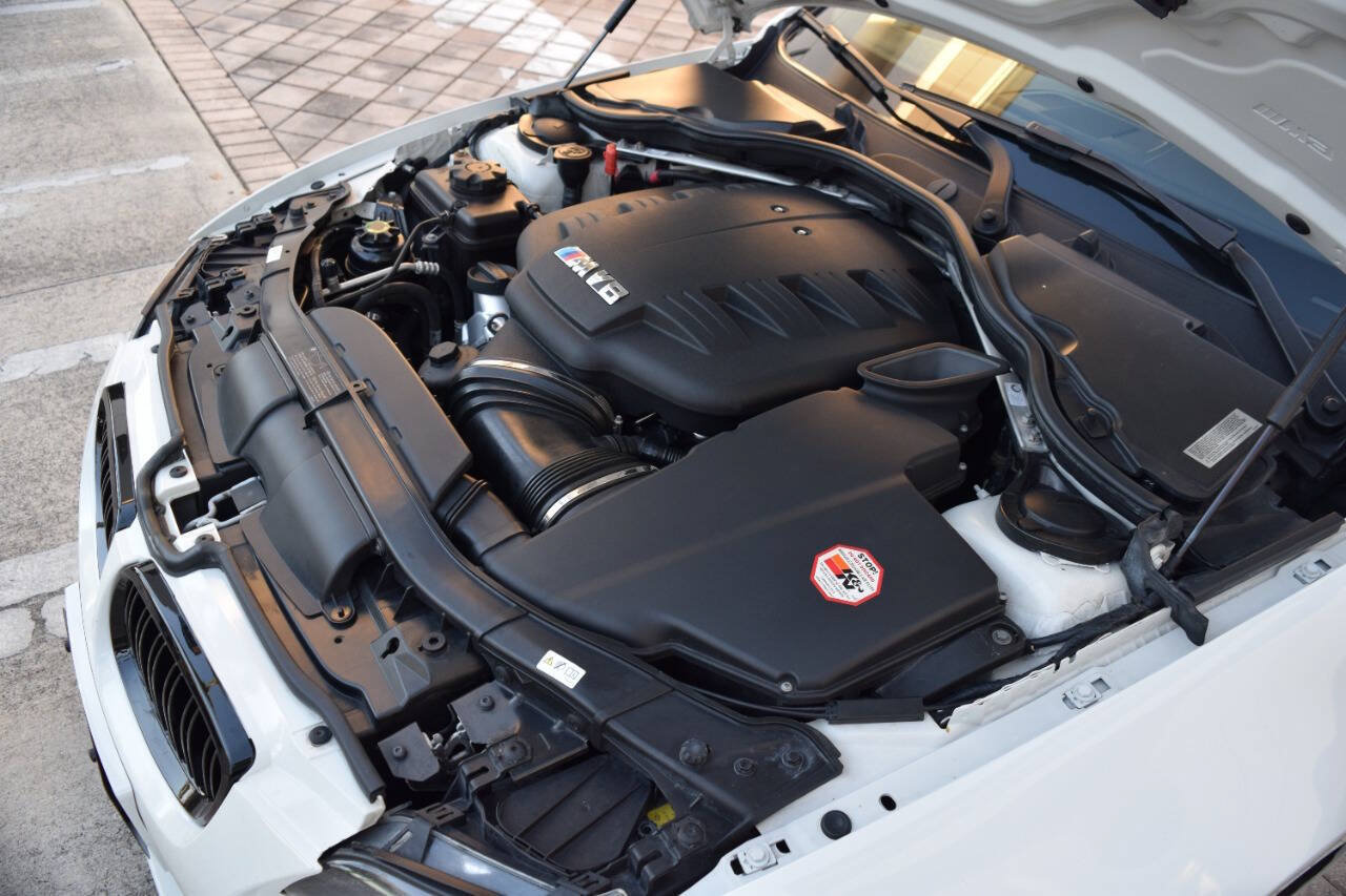 Used 2011 BMW M3 Convertible RWD image 95