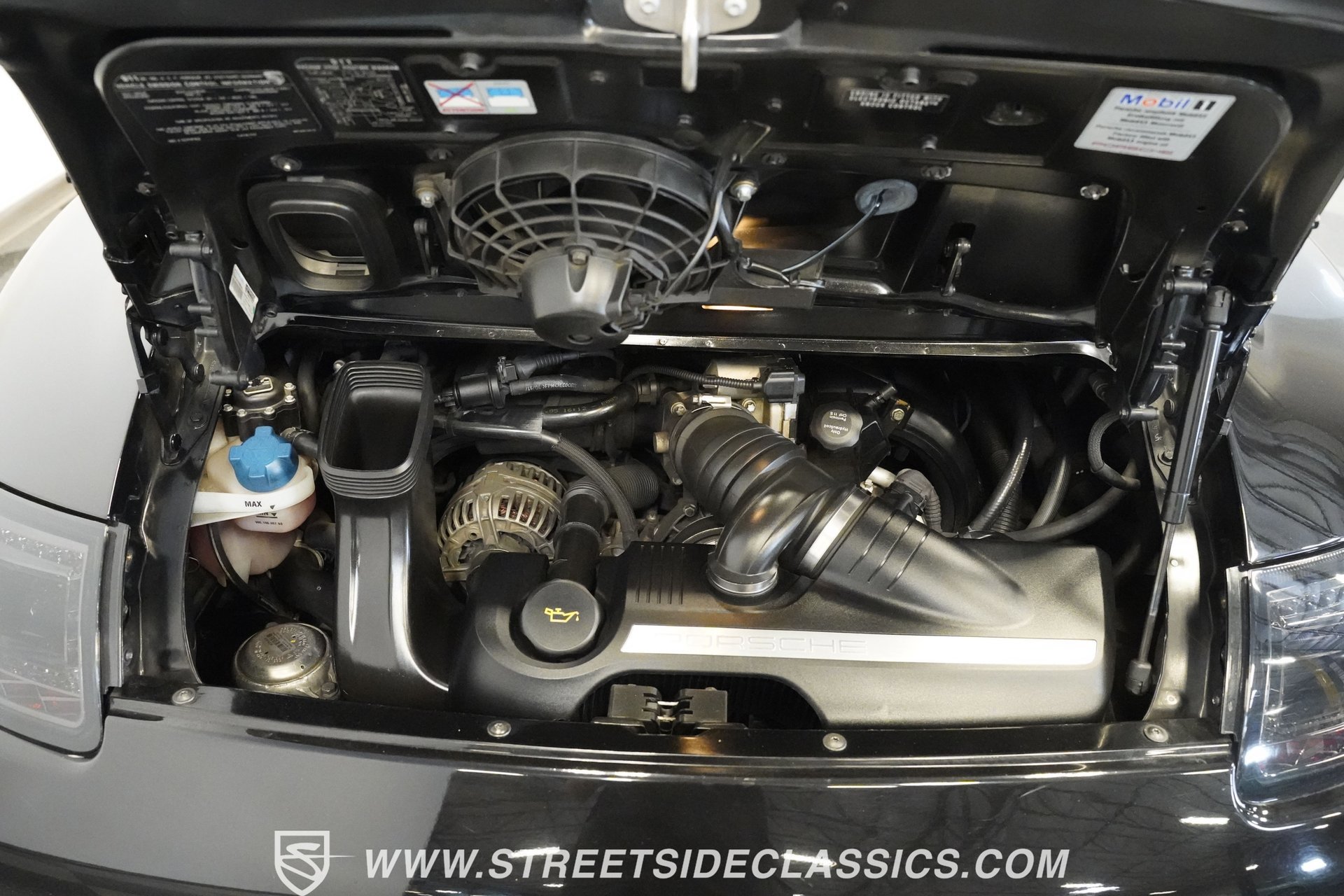 Used 2005 Porsche 911 Carrera image 4