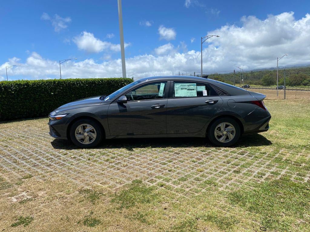 New 2026 Hyundai Elantra SE FWD image 22