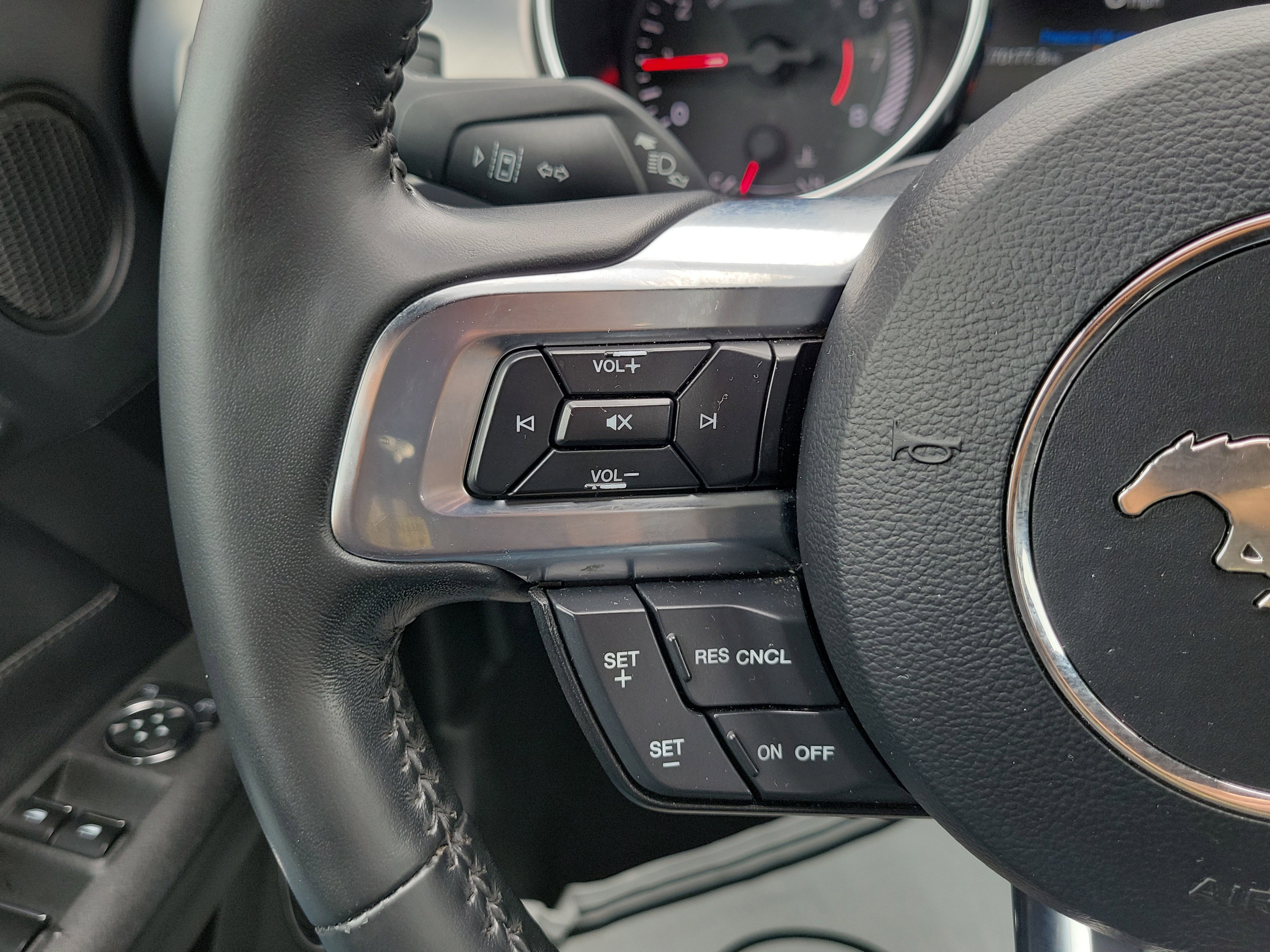 Used 2022 Ford Mustang Premium RWD image 19