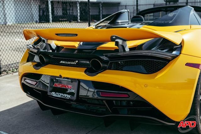 Used 2020 McLaren 720S Performance RWD image 45