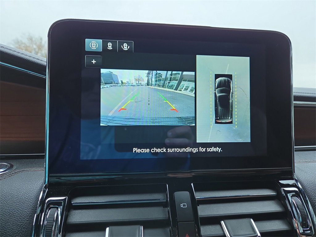 Used 2020 Lincoln Navigator Reserve w/ Luxury Package image 27