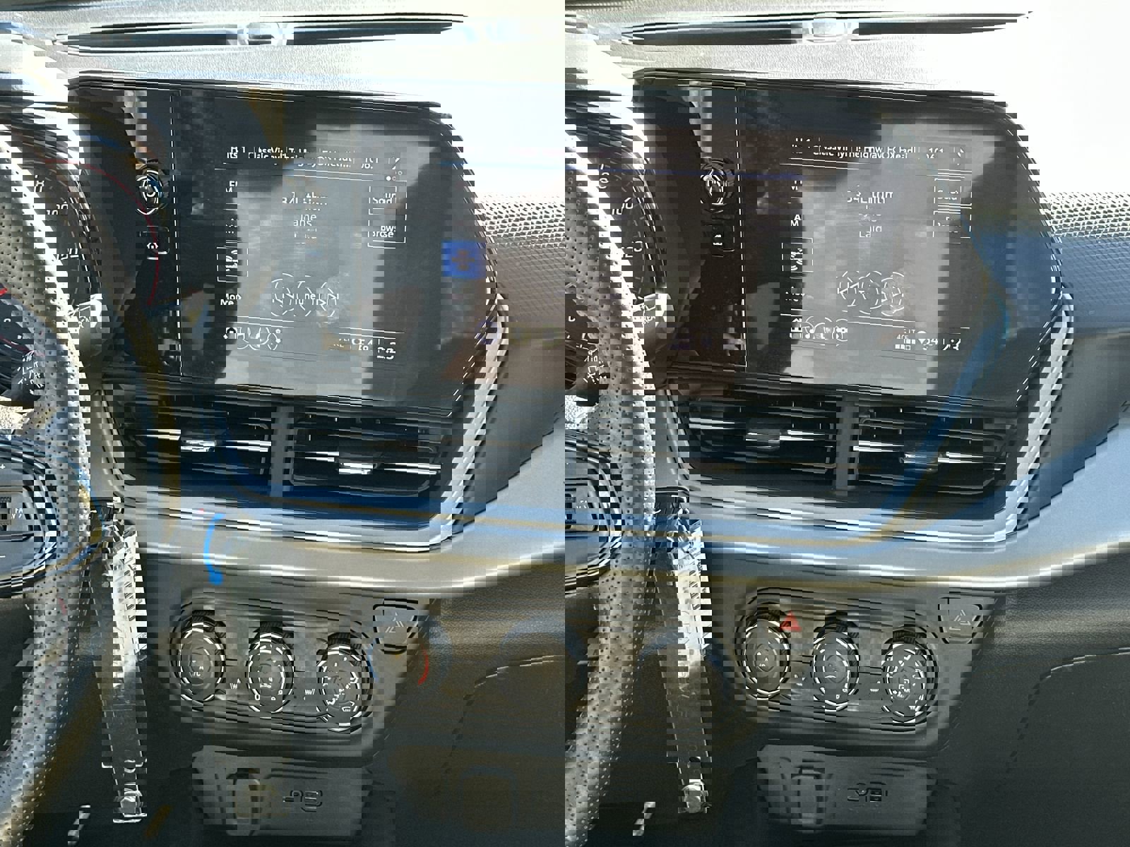 Certified 2024 Chevrolet Trax RS w/ Driver Confidence Package image 25