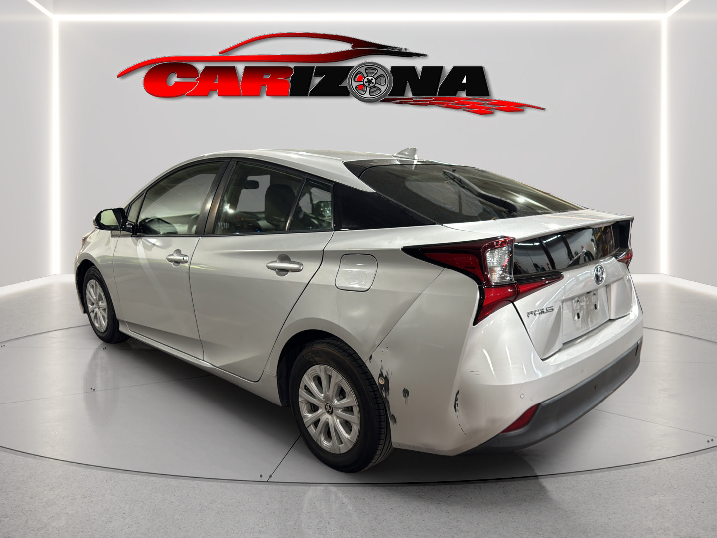 Used 2019 Toyota Prius LE w/ Preferred Accessory Package FWD image 9