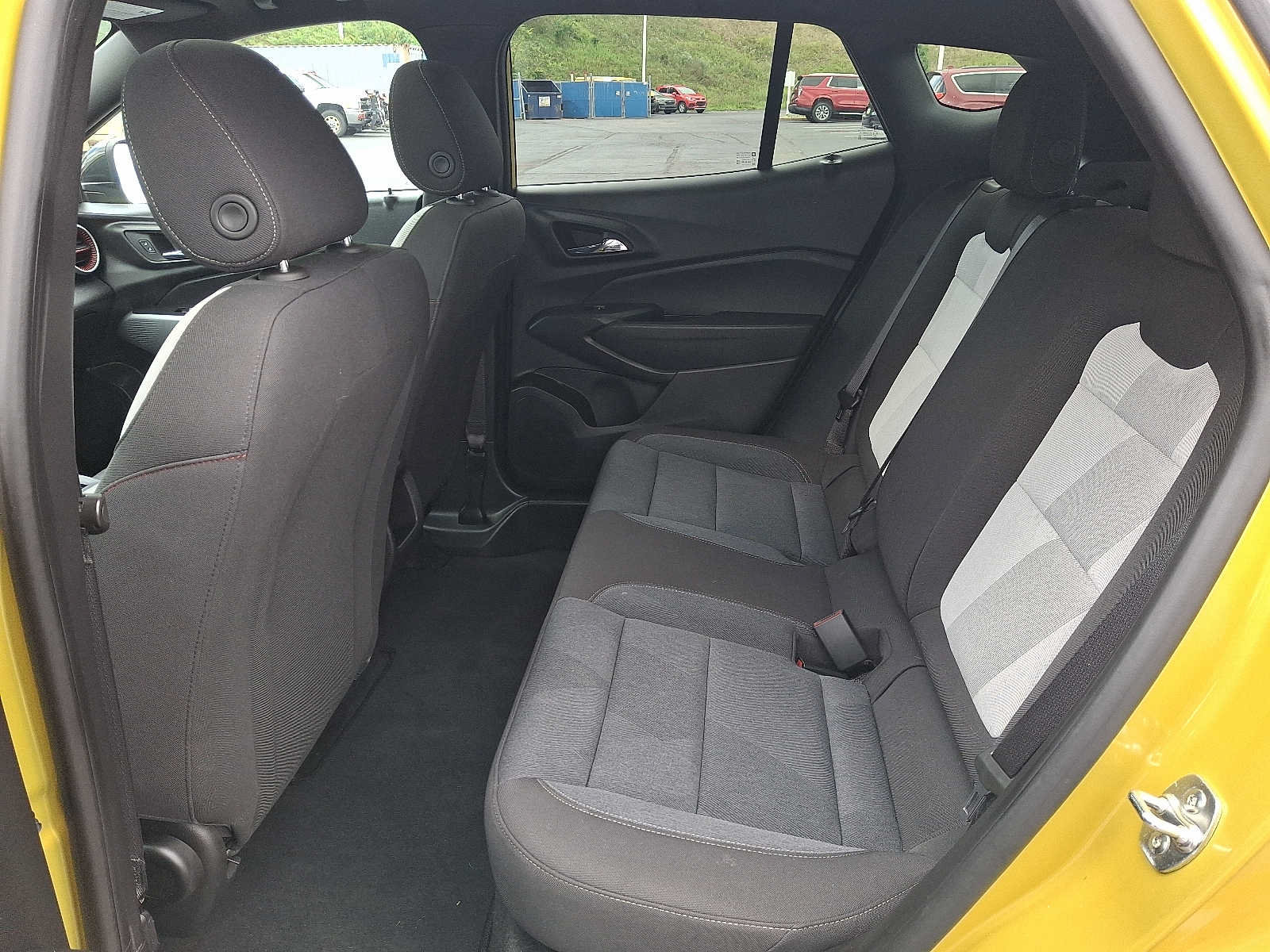 Used 2024 Chevrolet Trax RS w/ Sunroof Package FWD image 10