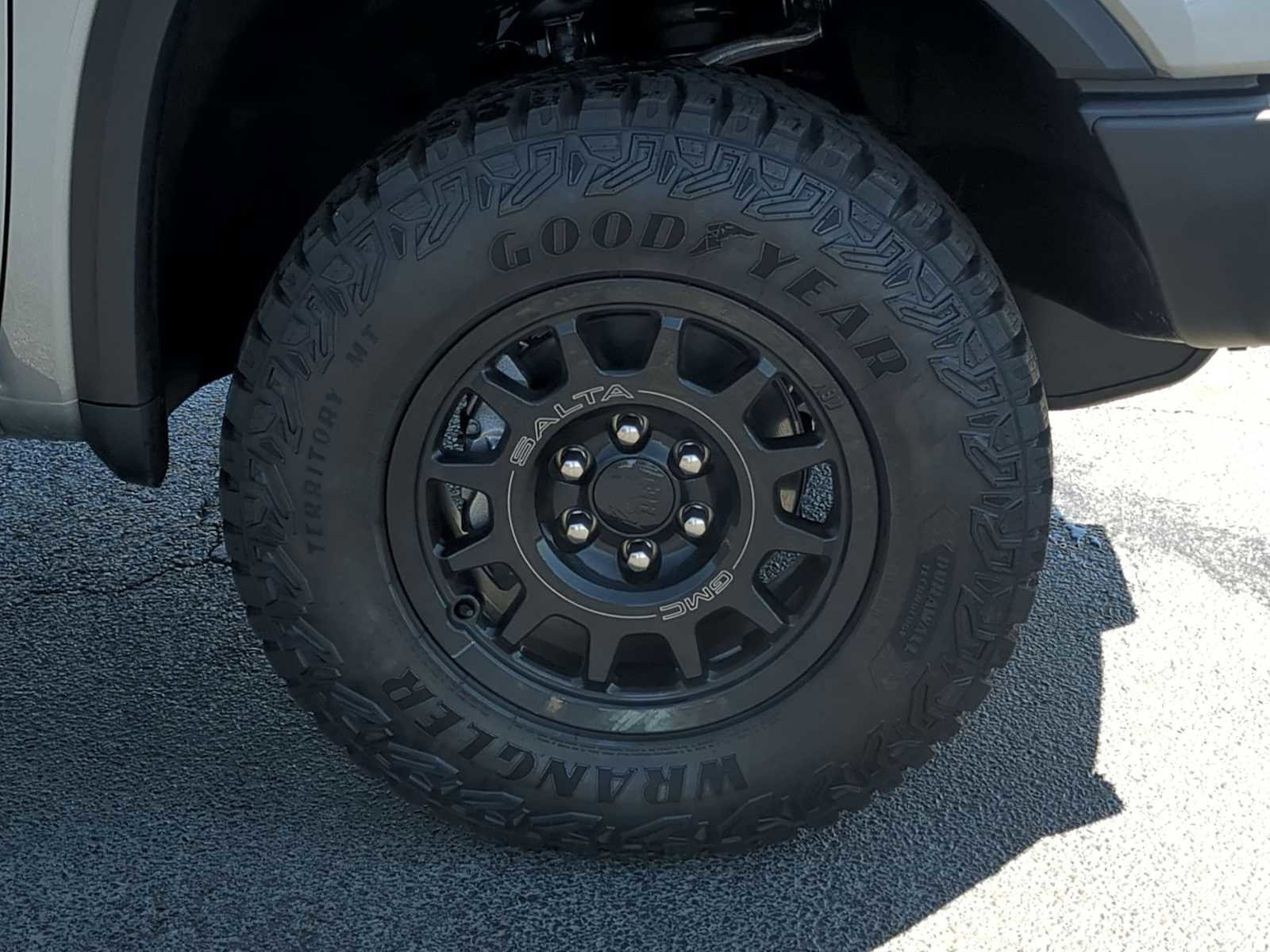 Used 2026 GMC Sierra 1500 AT4X w/ AT4X AEV Edition image 10