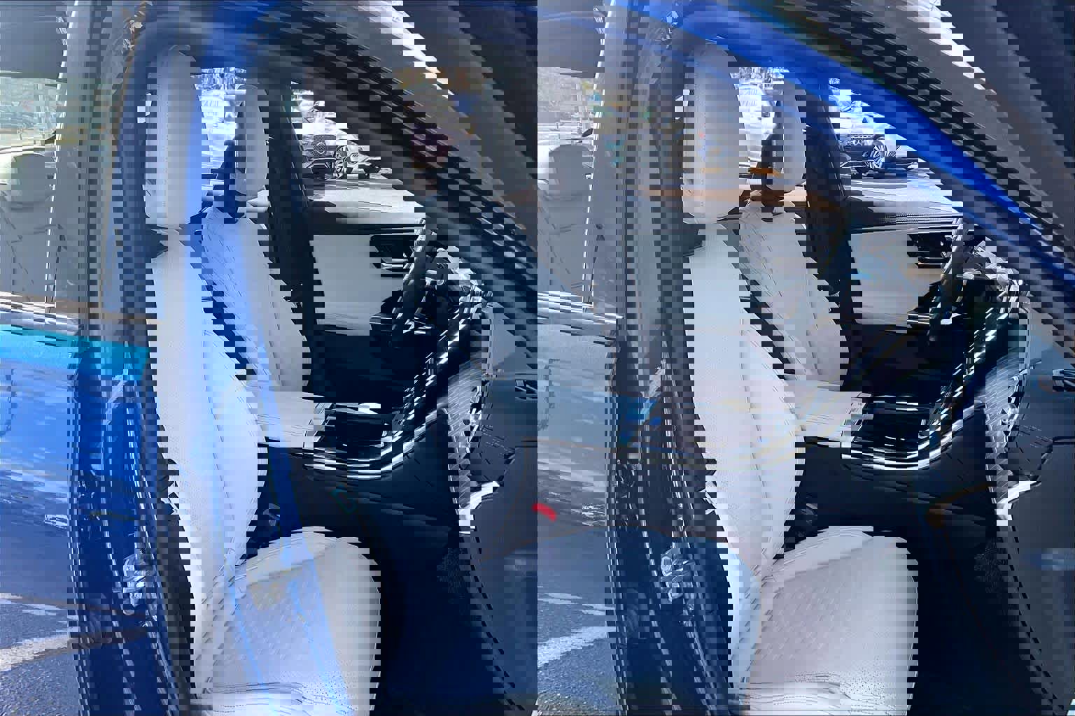 Certified 2025 Mercedes-Benz C 300 Sedan image 9