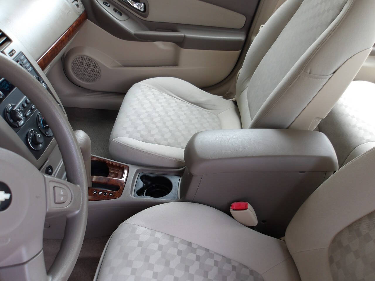 Used 2004 Chevrolet Malibu LS FWD image 14