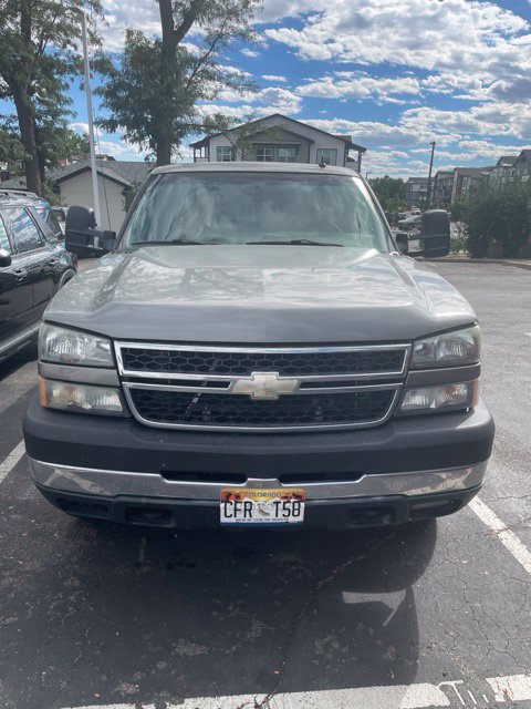 Used 2006 Chevrolet Silverado 2500 LT w/ Heavy-Duty Power Package AWD/4WD image 12