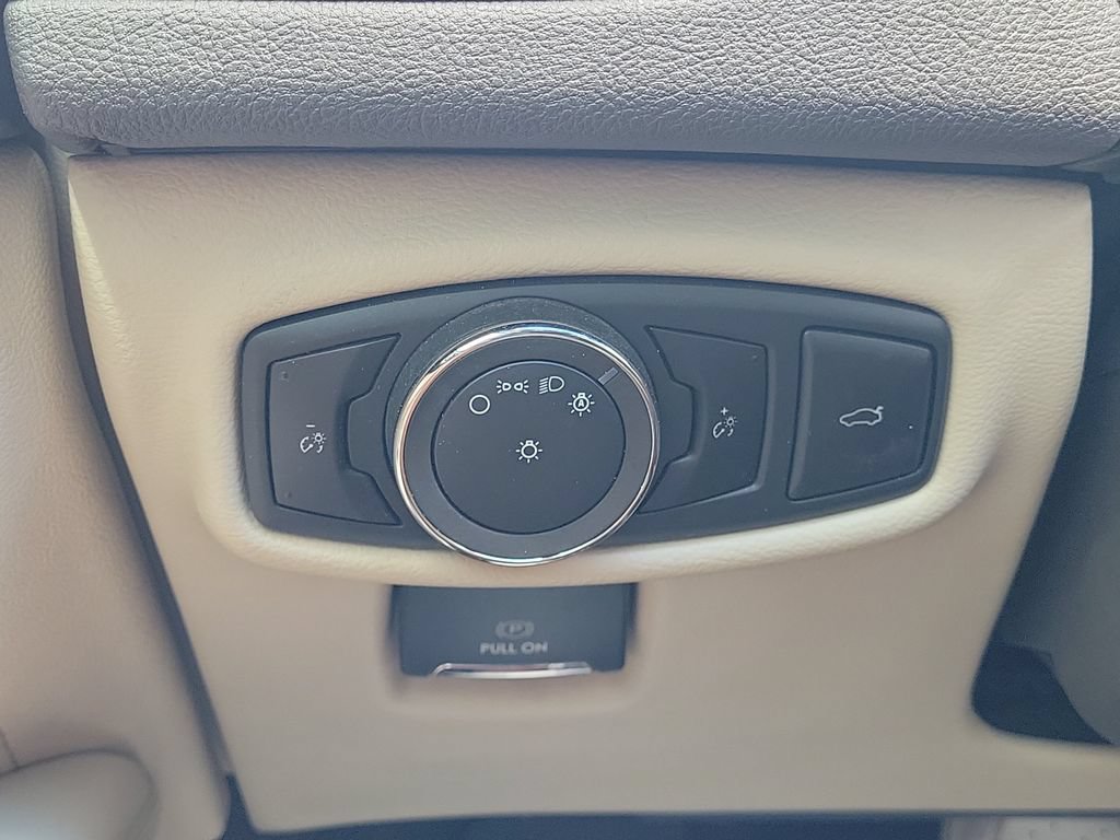 Used 2020 Lincoln MKZ FWD image 22