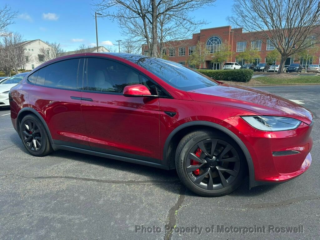 Used 2024 Tesla Model X Plaid image 2