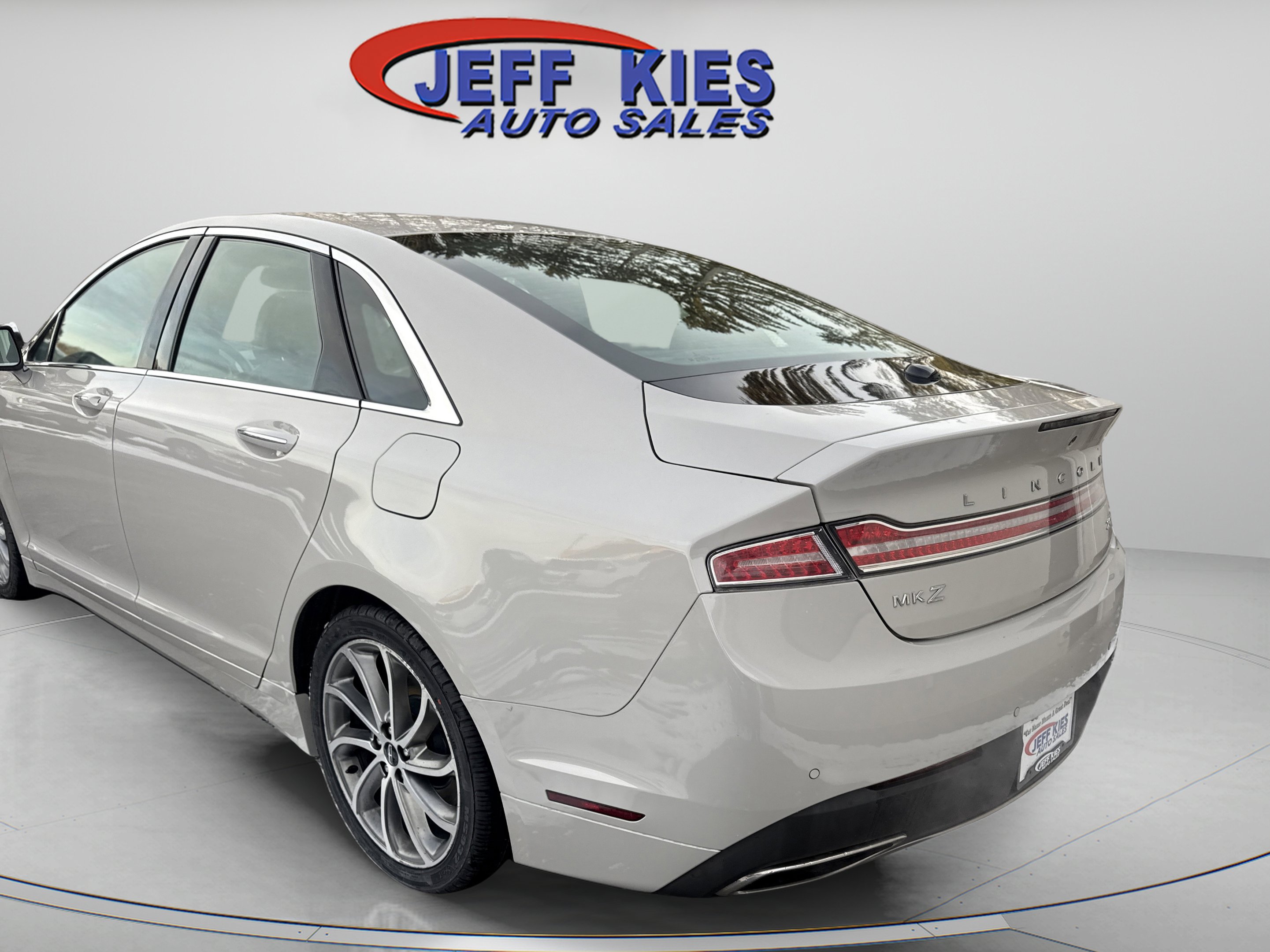 Used 2019 Lincoln MKZ Reserve w/ Reserve Plus Package image 7