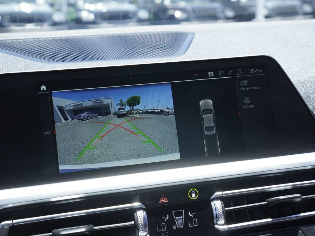 Used 2019 BMW 330i Sedan w/ Driving Assistance Package RWD image 17
