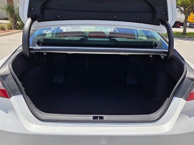 Used 2019 Toyota Camry XSE FWD image 13