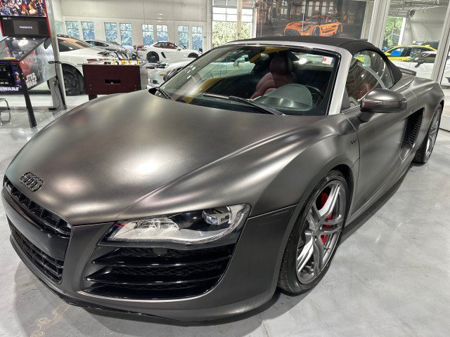 Used 2011 Audi R8 V10 AWD/4WD image 9