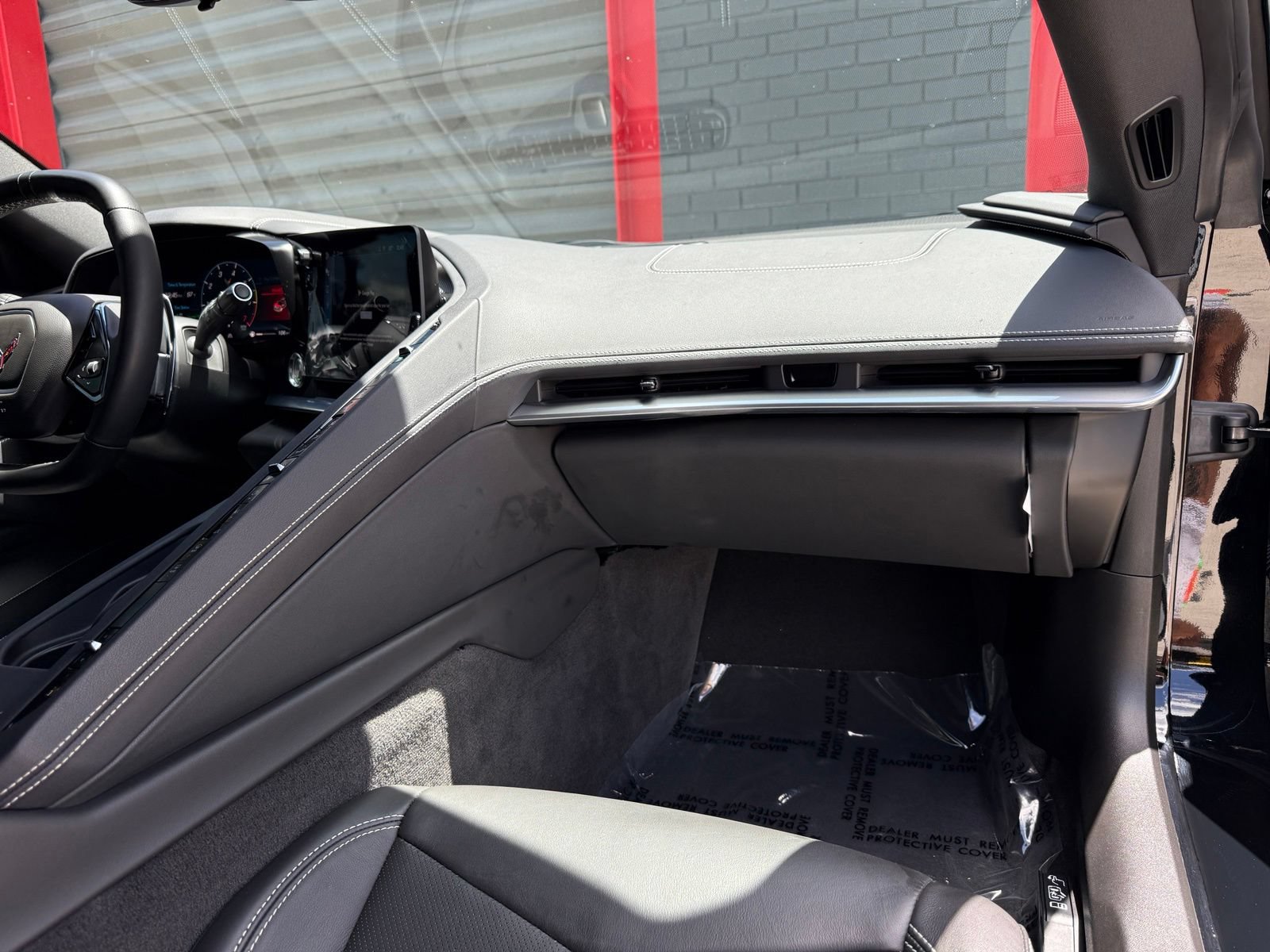 Used 2024 Chevrolet Corvette Stingray Coupe w/ 1LT RWD image 29