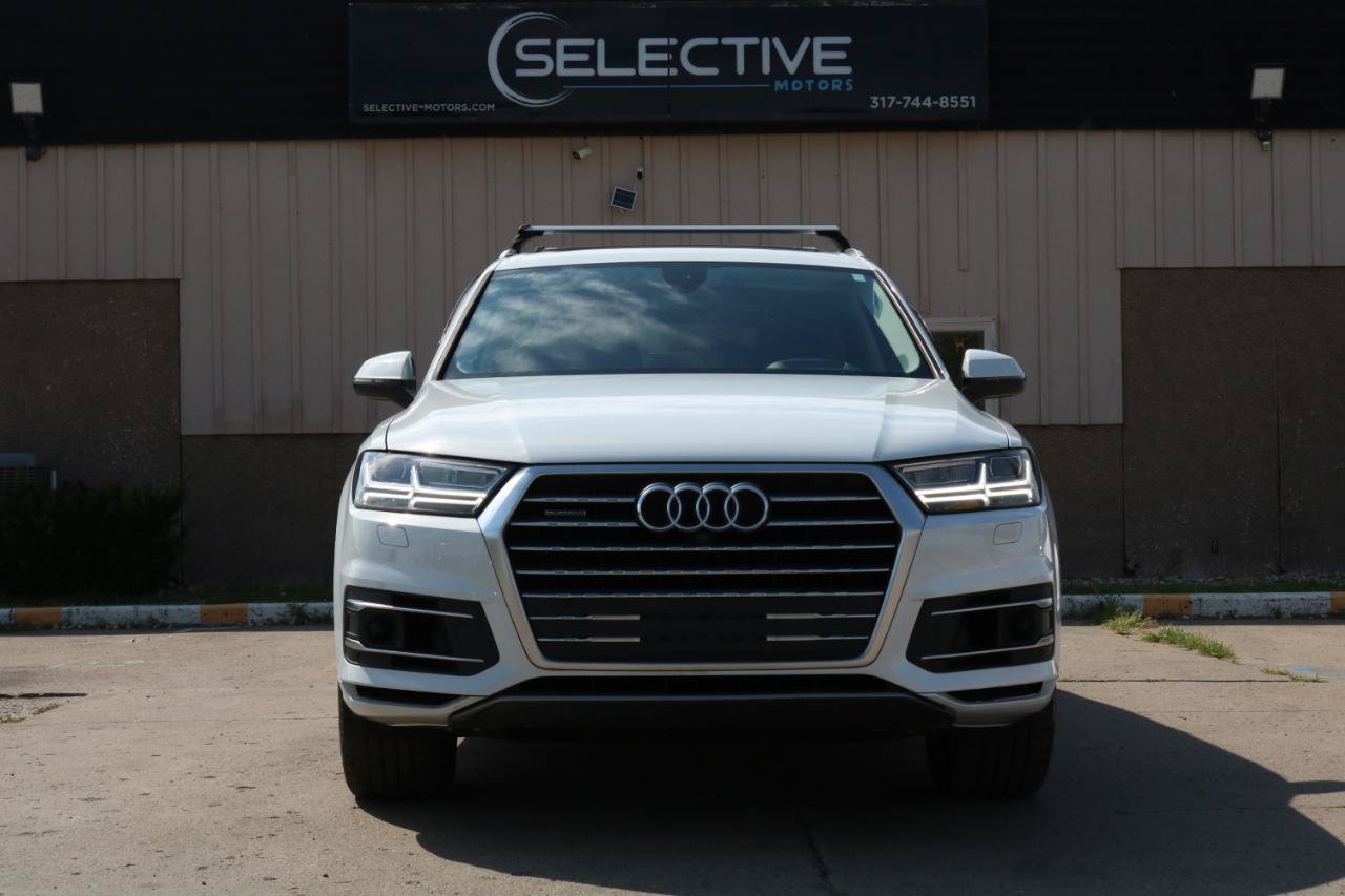 Used 2018 Audi Q7 3.0T Prestige AWD/4WD image 2