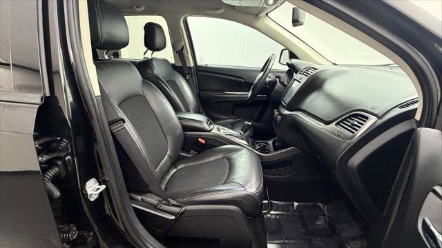 Used 2018 Dodge Journey Crossroad image 24