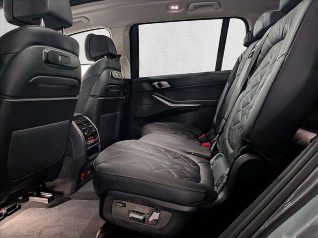 New 2026 BMW X7 xDrive40i image 17