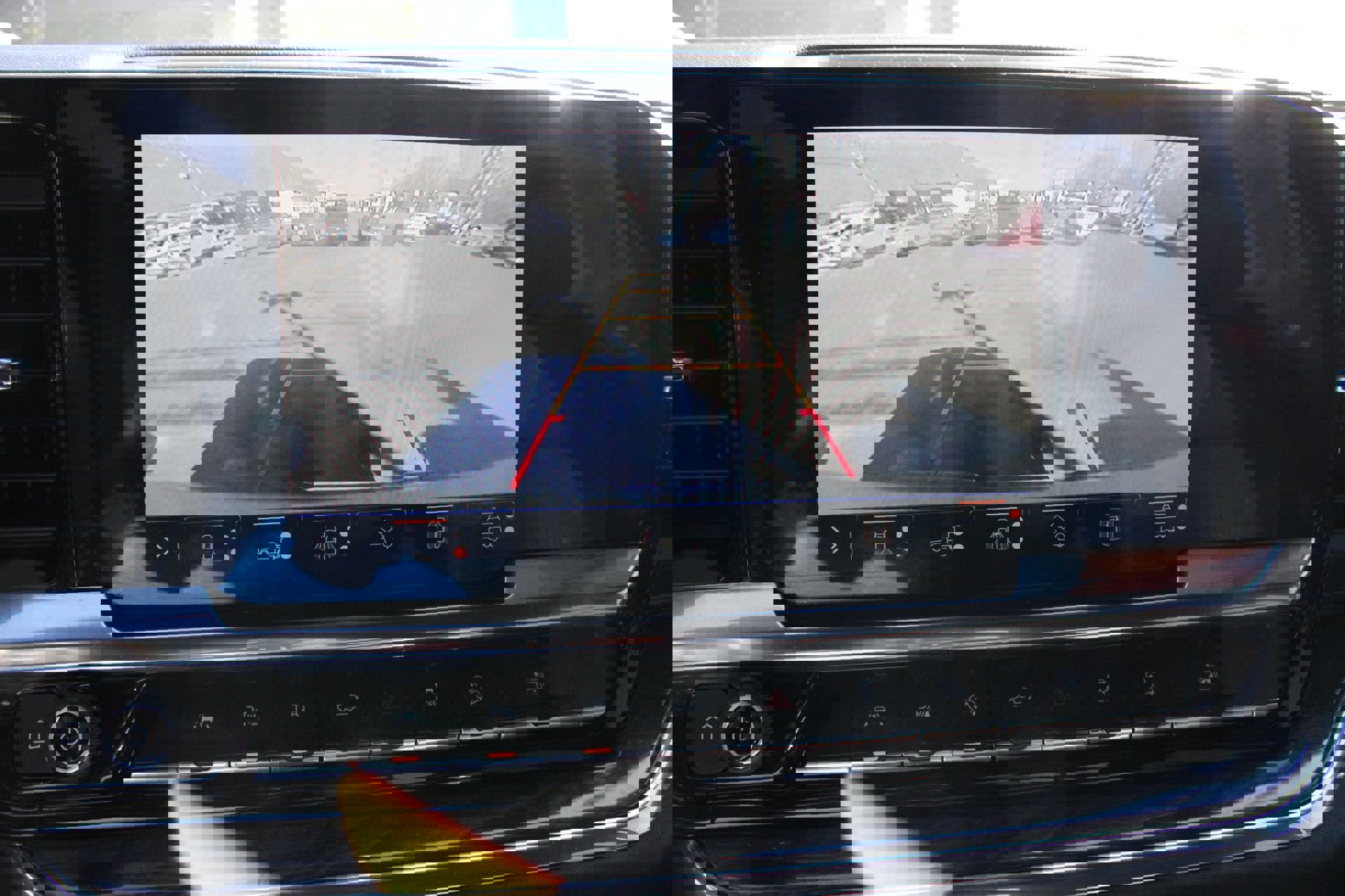 Used 2024 Chevrolet Silverado 1500 LTZ image 27