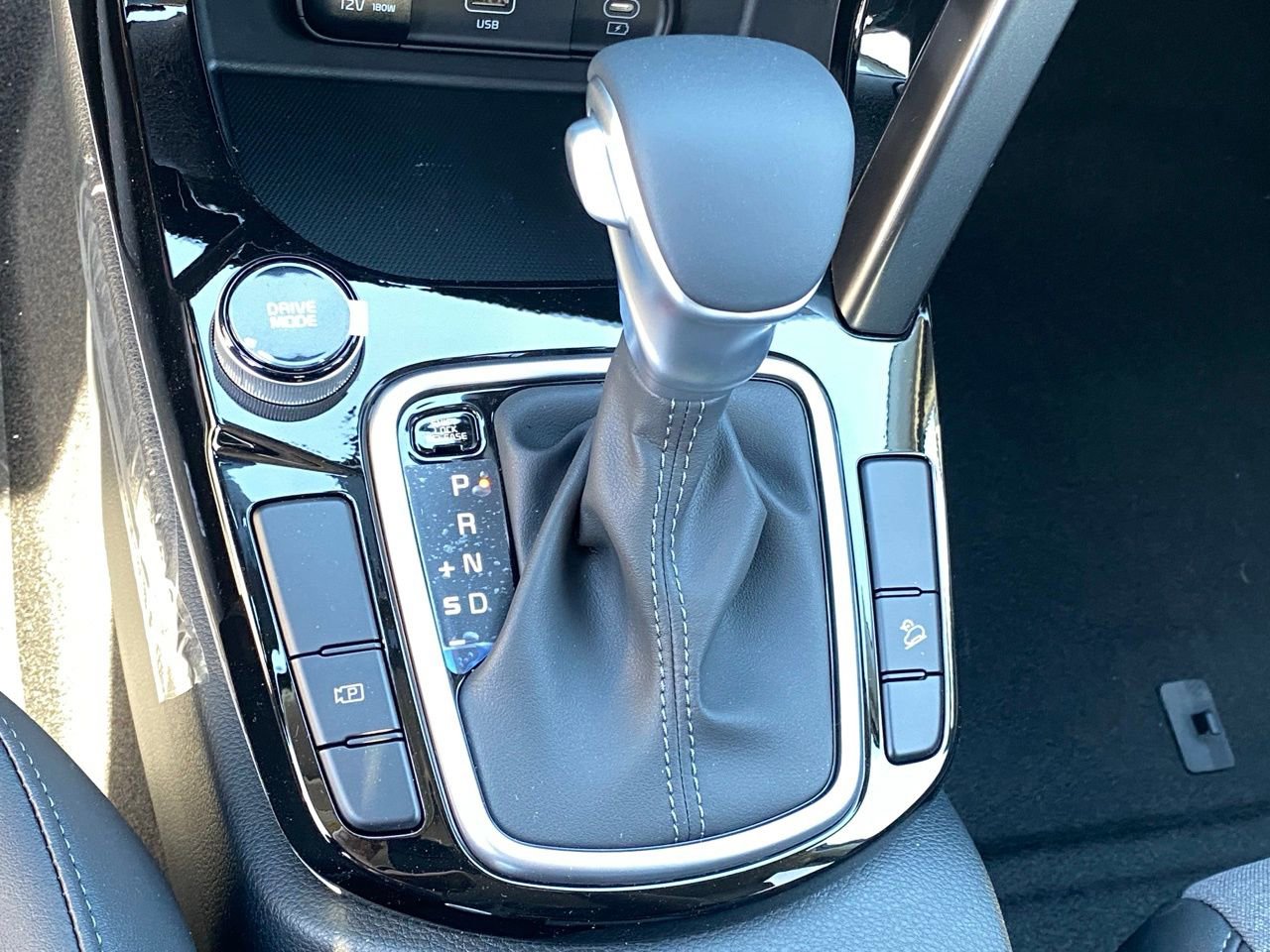 New 2026 Kia Seltos S FWD image 18
