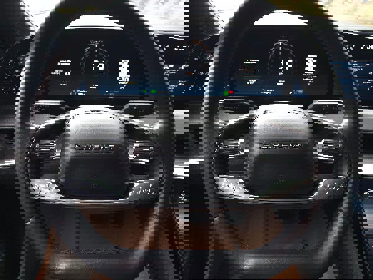 Used 2023 Lucid Air Touring image 30