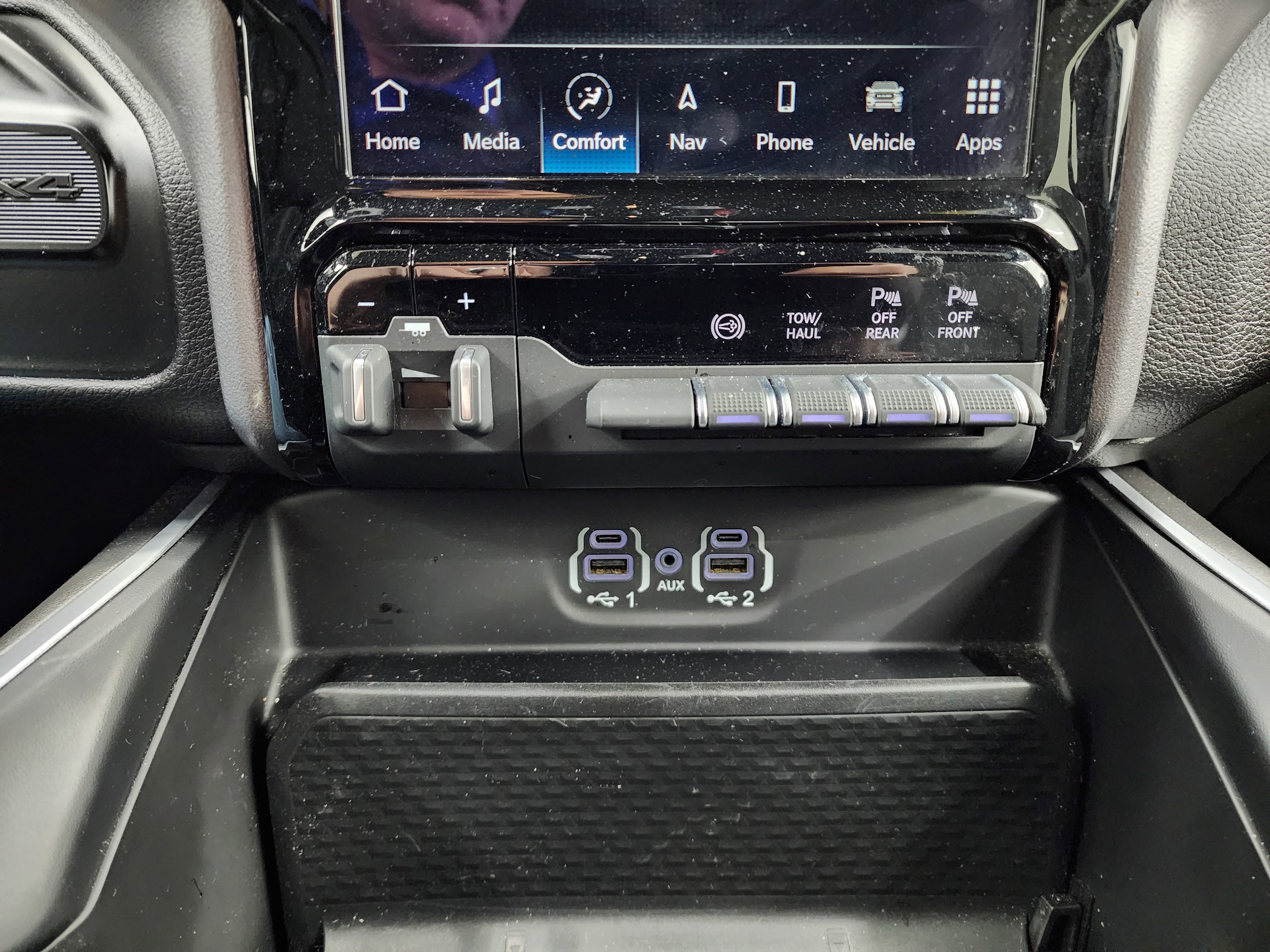 Used 2022 RAM 3500 Big Horn w/ Level B Equipment Group image 18