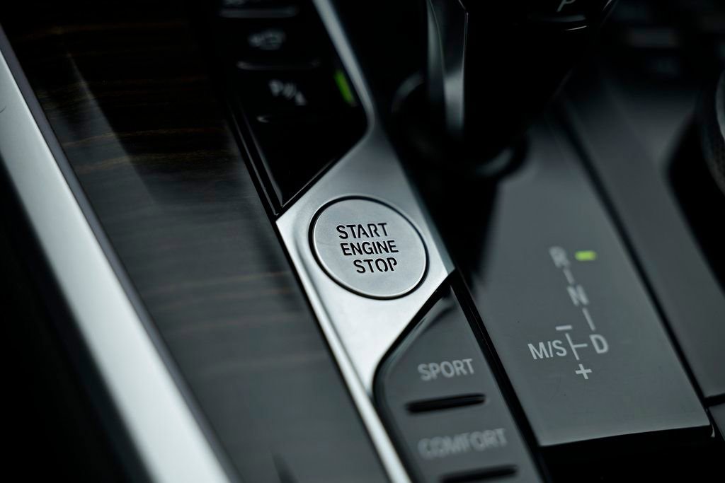 Used 2021 BMW X5 xDrive40i w/ Premium Package 2 image 39