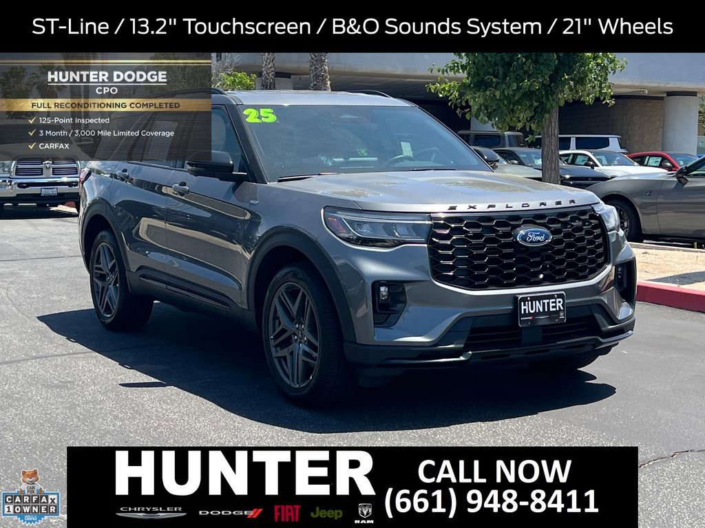Used 2025 Ford Explorer ST-Line w/ ST-Line Street Pack AWD/4WD image 10