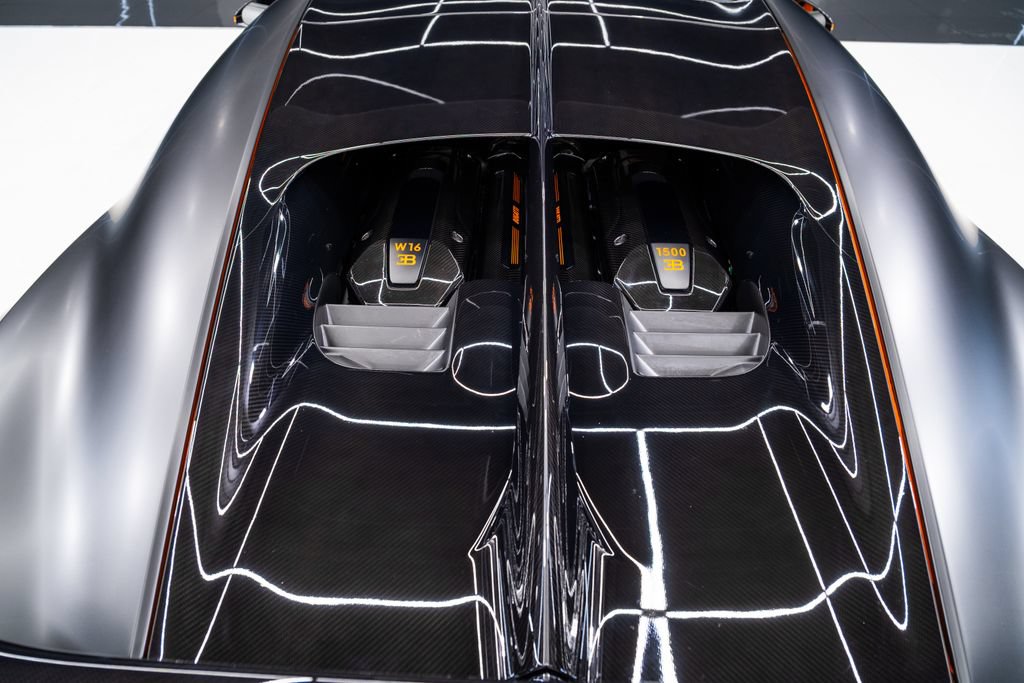 Used 2023 Bugatti Chiron Pur Sport AWD/4WD image 39