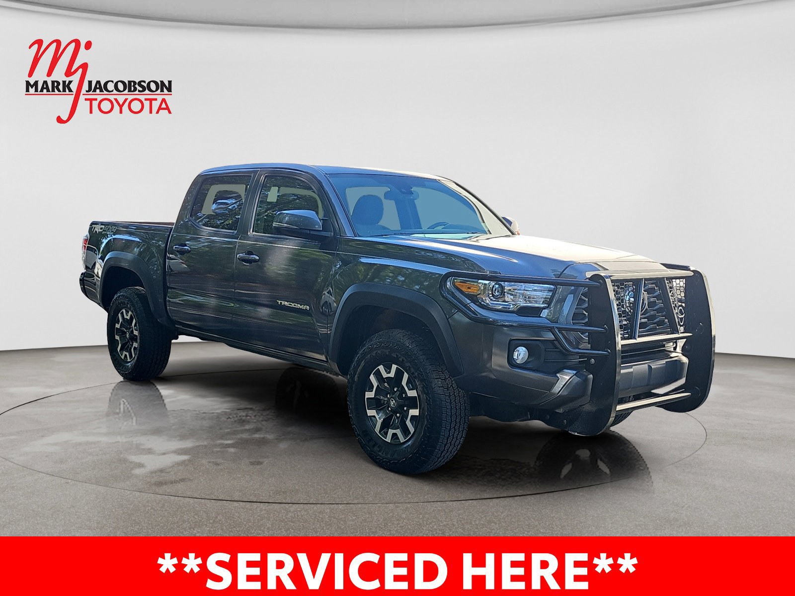 Used 2023 Toyota Tacoma TRD Off-Road w/ Technology Package AWD/4WD image 5