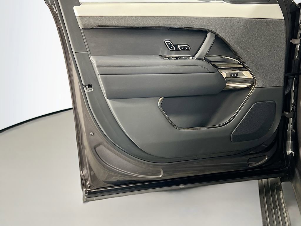 Used 2024 Land Rover Range Rover Sport Dynamic SE image 18