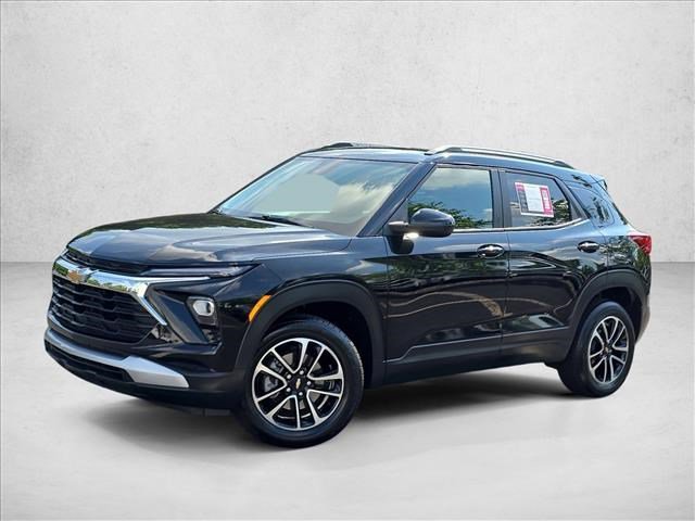 Used 2024 Chevrolet TrailBlazer LT AWD/4WD image 1