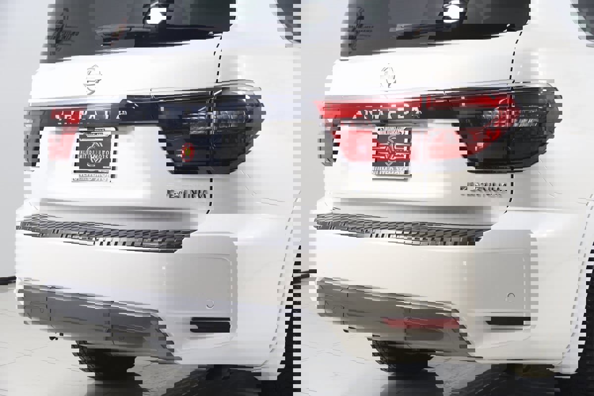 Used 2024 Nissan Armada Platinum w/ Captain's Chairs Package image 49