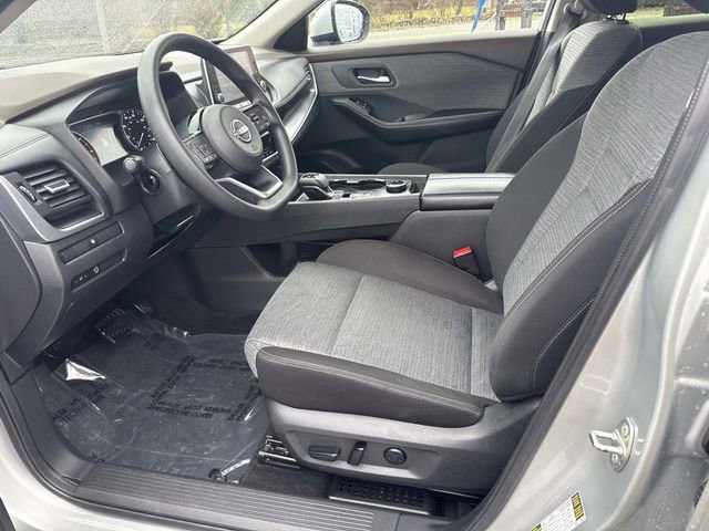 Used 2023 Nissan Rogue SV AWD/4WD image 19