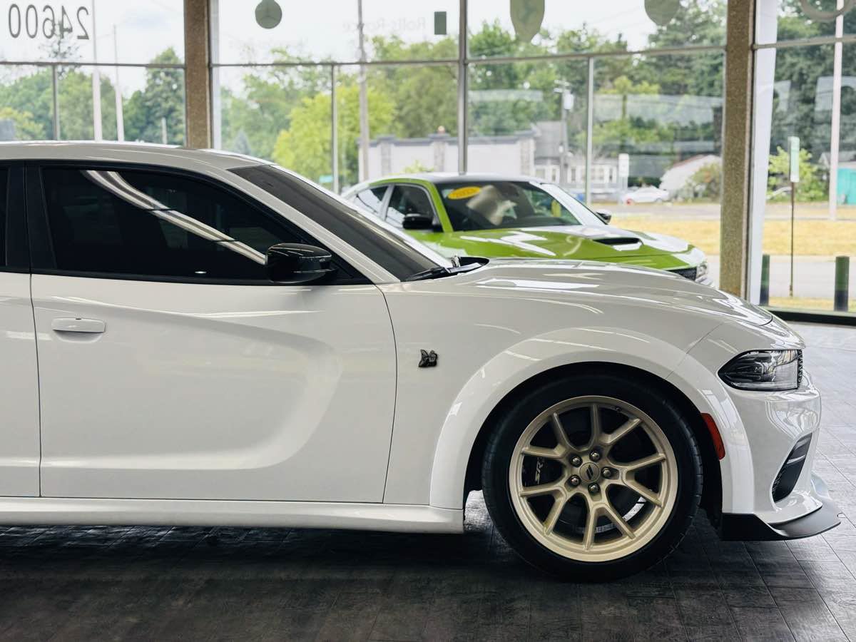 Used 2023 Dodge Charger Scat Pack RWD image 5
