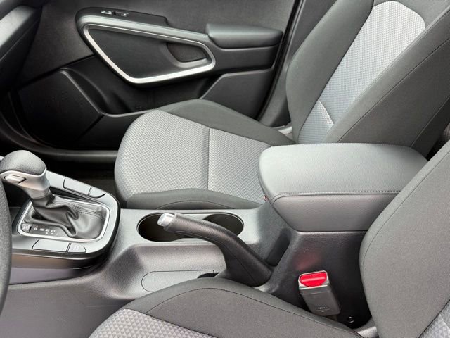 Used 2025 Kia Soul LX image 23
