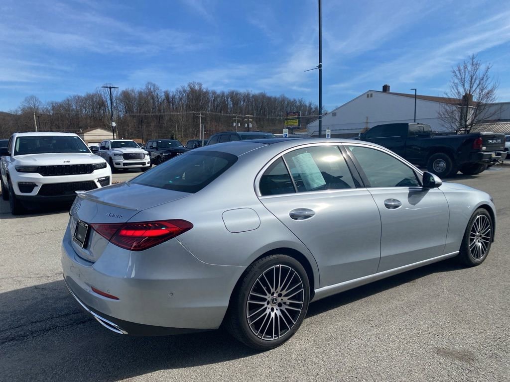 Used 2024 Mercedes-Benz C 300 4MATIC Sedan image 2