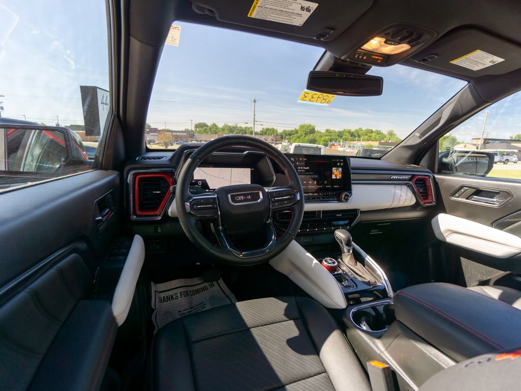 Used 2023 GMC Canyon AT4X image 15