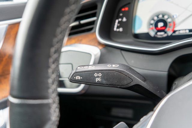 Used 2022 Audi A6 Premium Plus w/ Premium Plus Package image 24