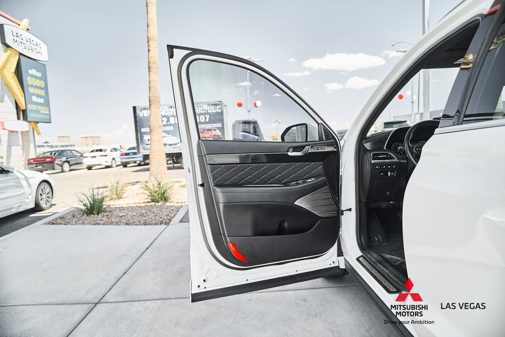 Used 2022 Hyundai Palisade Calligraphy FWD image 17