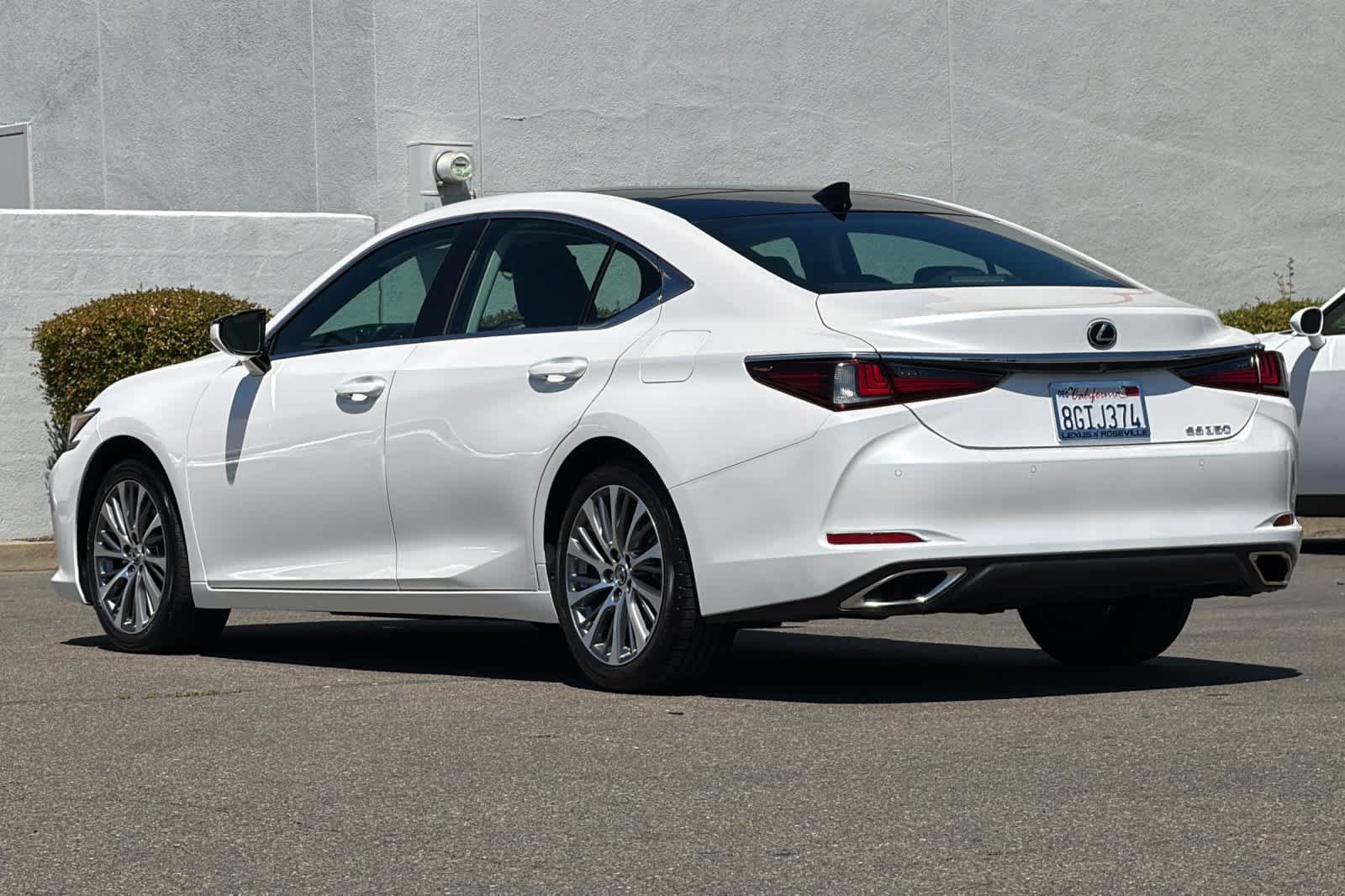 Used 2019 Lexus ES 350 w/ Premium Package FWD image 7