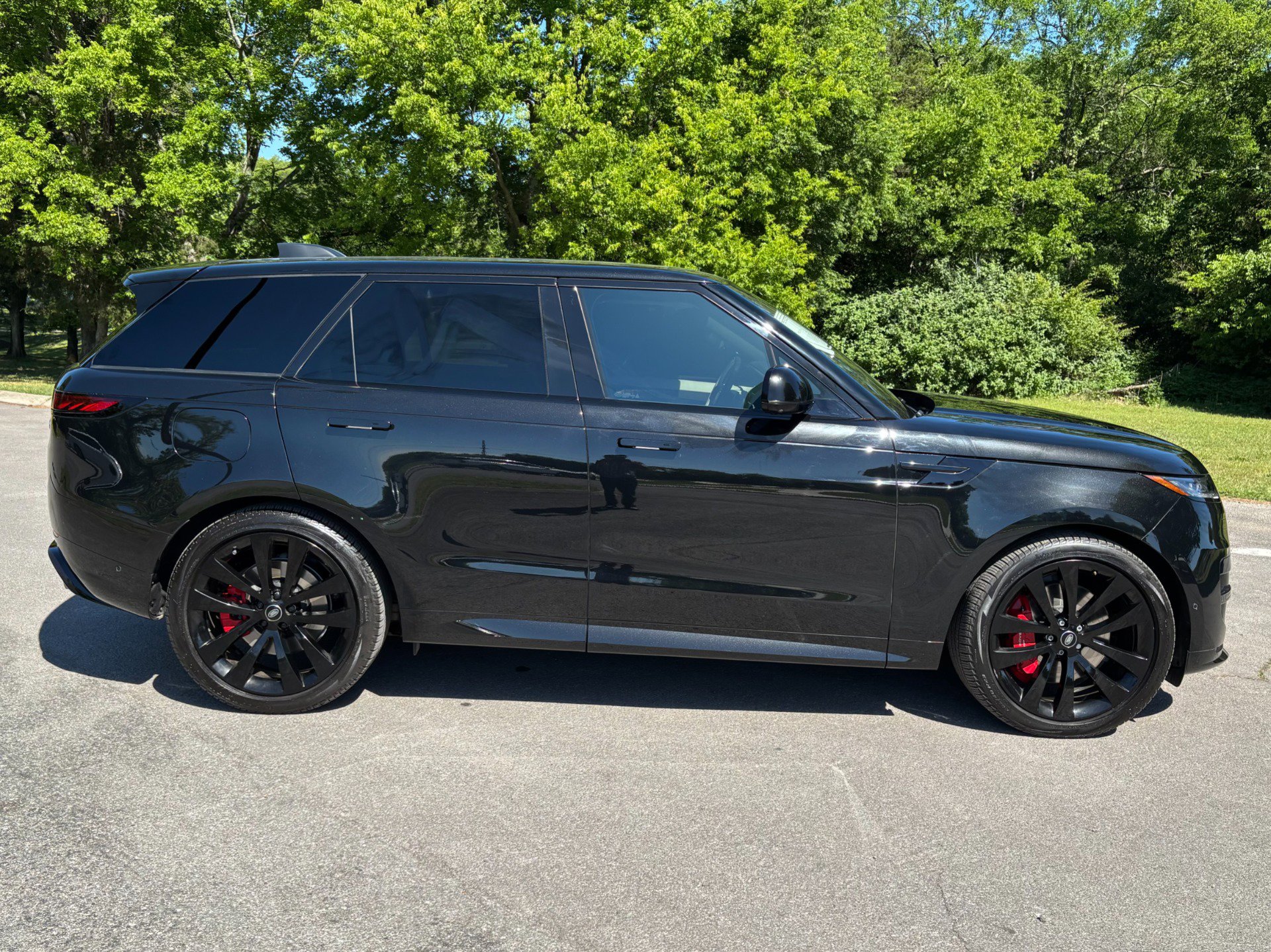 Used 2023 Land Rover Range Rover Sport First Edition AWD/4WD image 8