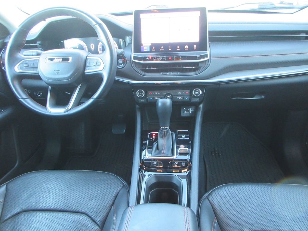 Used 2022 Jeep Compass Trailhawk w/ Trailhawk Elite Group image 16