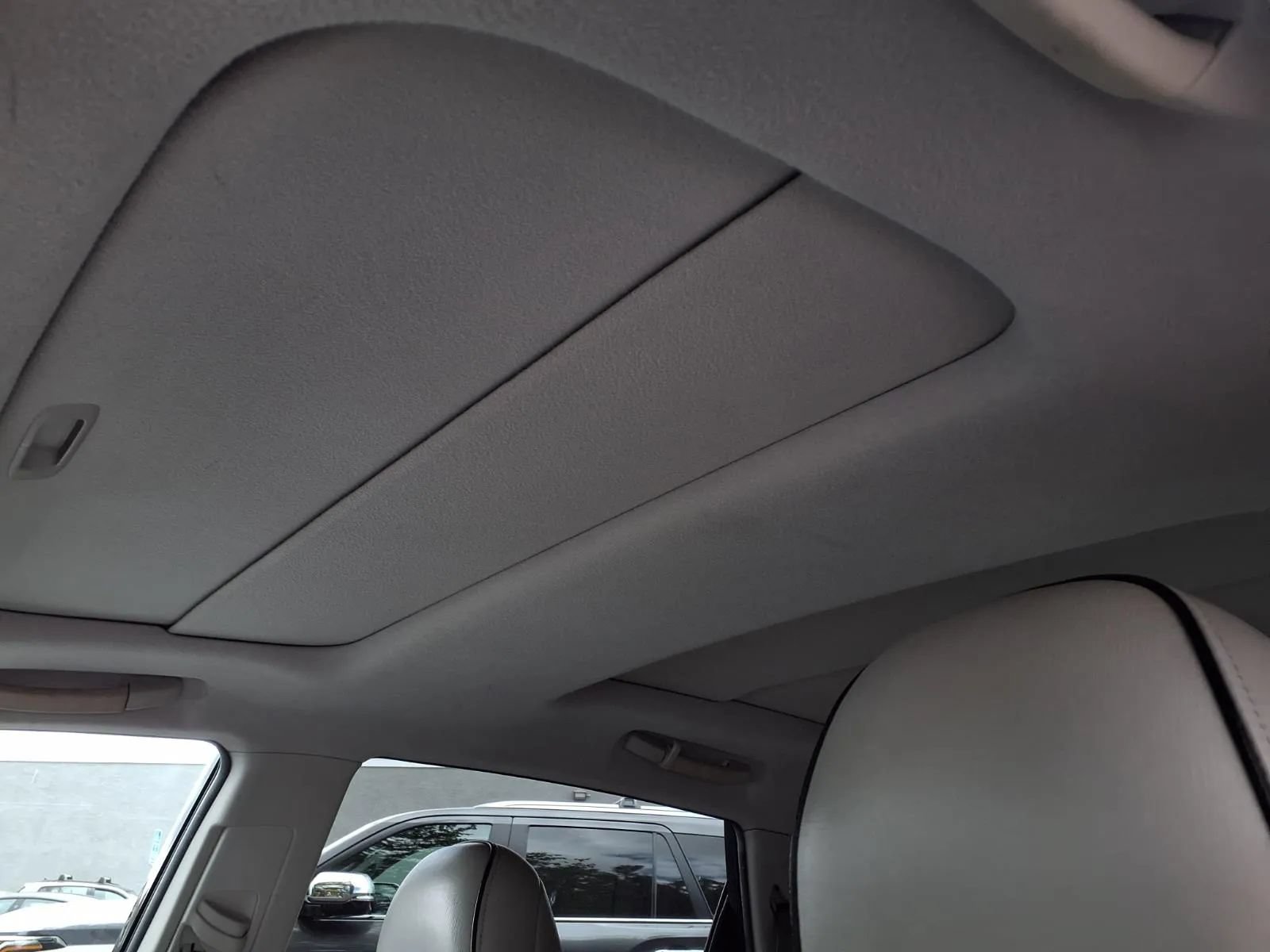 Used 2011 Toyota Venza w/ Premium Pkg #2 FWD image 17