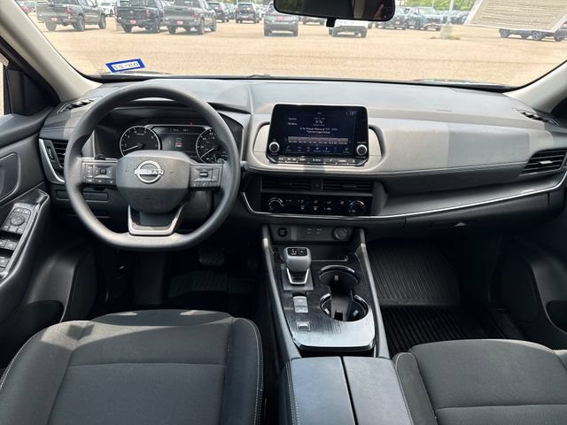 Certified 2025 Nissan Rogue S FWD image 13