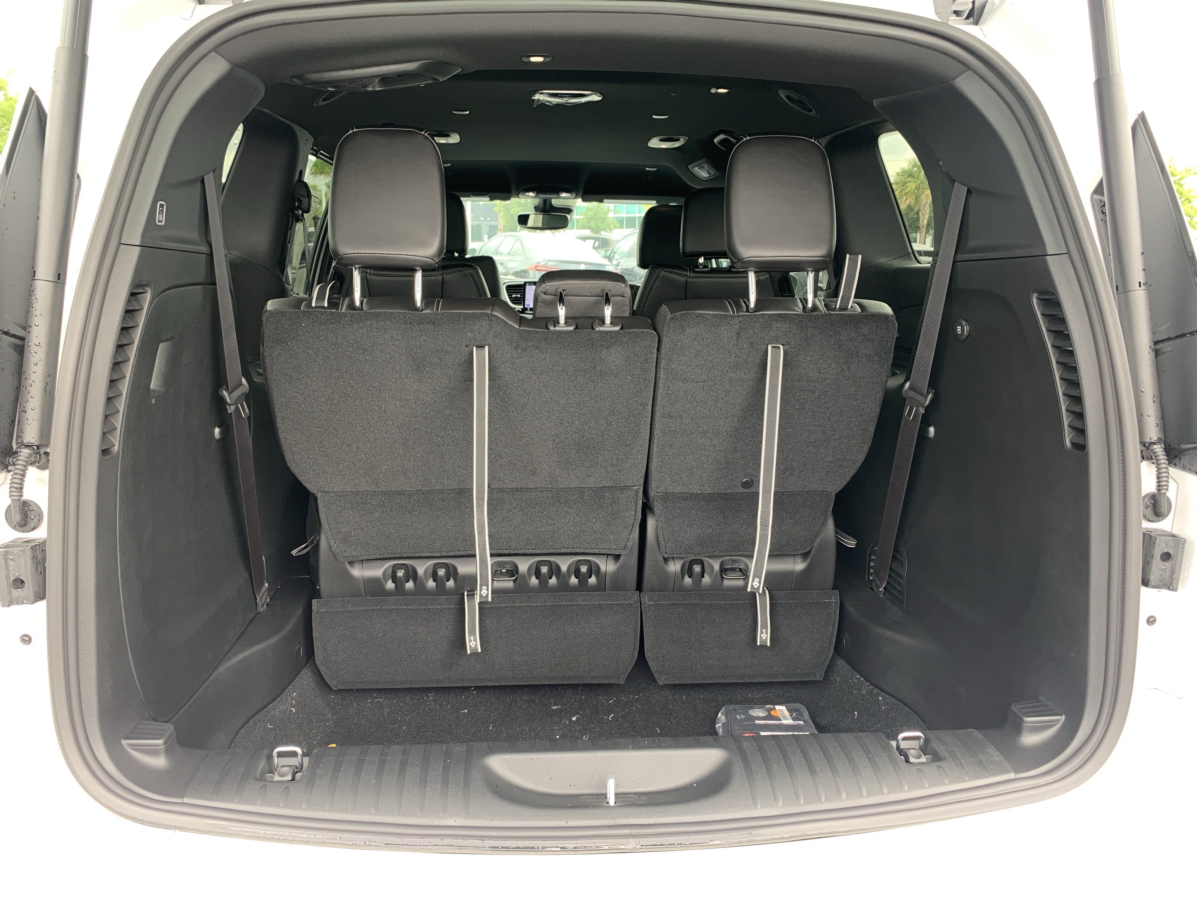 New 2027 Chrysler Pacifica Select FWD image 32