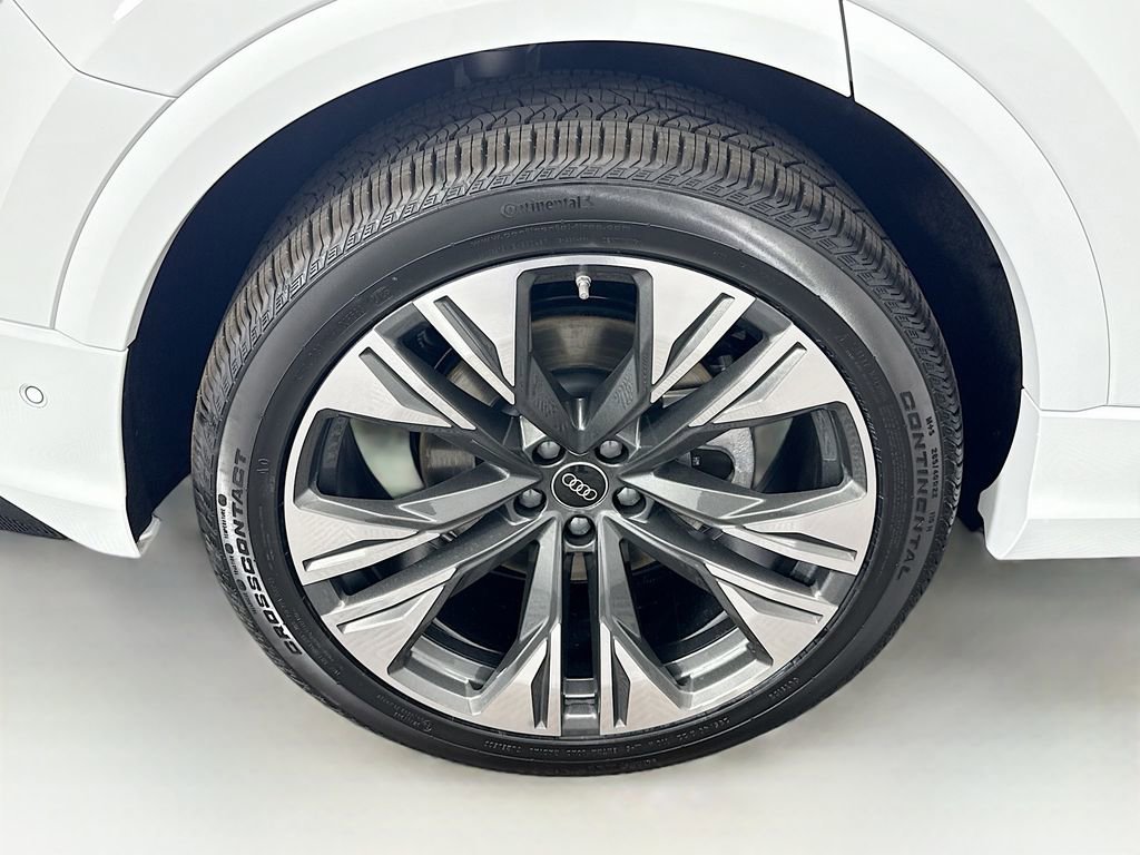 New 2026 Audi Q8 Premium Plus image 32