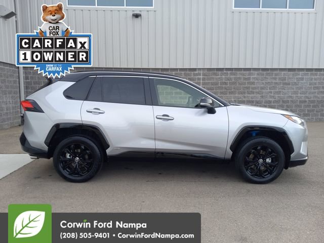 Used 2025 Toyota RAV4 XSE w/ Advanced Technology Package image 2